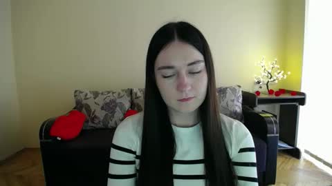 Jaklin online show from March 24, 9:03 am