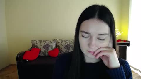 Snapshot of gabby_di chatting on May 2, 8:41 am Jaklin online show from May 2, 8:41 am