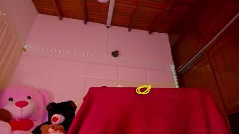 G A B R I E L A   online show from March 27, 4:07 am