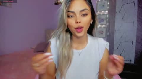 Snapshot of gabby_prieto chatting on June 18, 4:13 am Gaby online show from June 18, 4:13 am