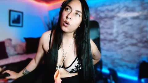 Snapshot of gabby_sweet5 chatting on October 4, 4:49 pm Gabby Sweet online show from October 4, 4:49 pm