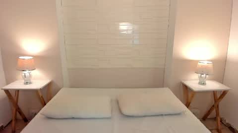  Gabby  online show from April 18, 5:00 am