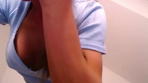 Snapshot of gabi_carter chatting on February 14, 12:36 pm GabiCarter online show from February 14, 12:36 pm