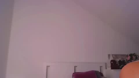 Snapshot of gabi_carter chatting on February 18, 6:59 am GabiCarter online show from February 18, 6:59 am