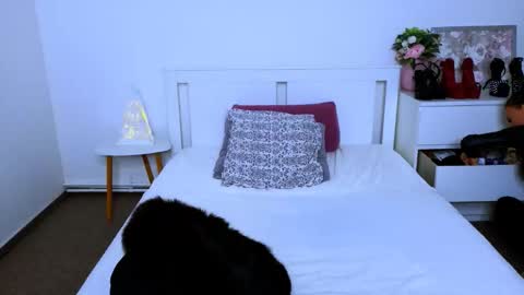 Snapshot of gabi_carter chatting on November 26, 8:37 am GabiCarter online show from November 26, 8:37 am