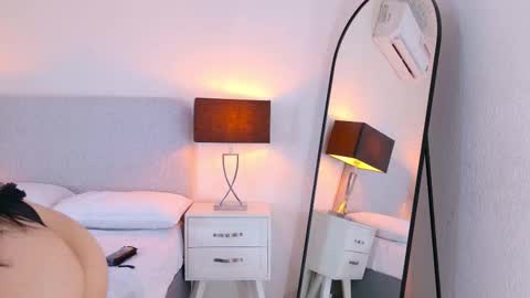 gabi_w online show from September 18, 3:30 am