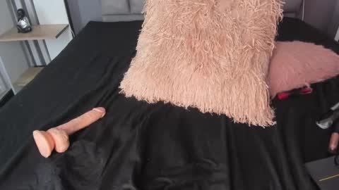 Carolina online show from March 8, 1:14 pm