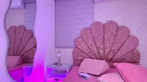 gabriela online show from April 15, 7:58 pm