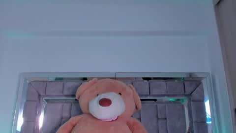 Snapshot of gabriela_montess chatting on December 8, 8:51 am Gabriela Montes online show from December 8, 8:51 am