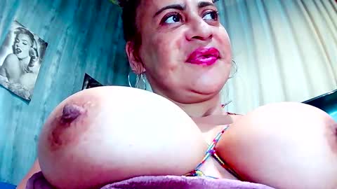 Gabriella Lopez online show from March 10, 5:50 pm