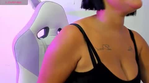 gabrielaa_miller_ online show from October 16, 7:37 pm