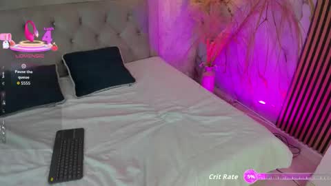   online show from October 18, 3:46 pm