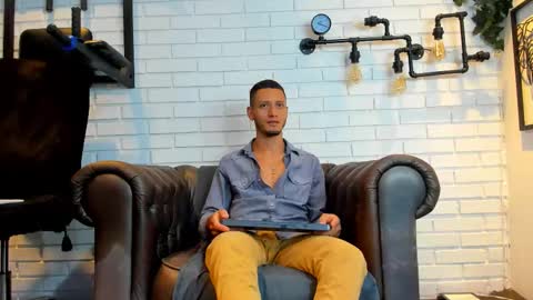 gabrieldraven online show from September 30, 7:30 pm