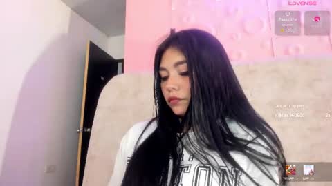 Snapshot of gabriella27_ chatting on July 9, 1:31 am gabriella online show from July 9, 1:31 am