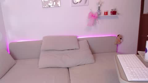 Gaby online show from March 26, 4:07 am