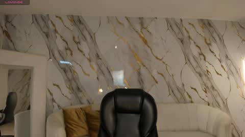 Gabriella Lee online show from April 5, 3:26 am