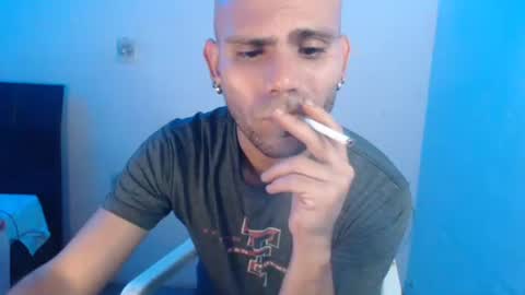 Snapshot of gabrielle_ramirez chatting on December 18, 10:02 pm Gabriel online show from December 18, 10:02 pm