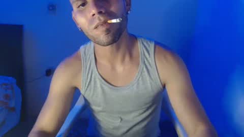 Snapshot of gabrielle_ramirez chatting on December 28, 12:47 am Gabriel online show from December 28, 12:47 am