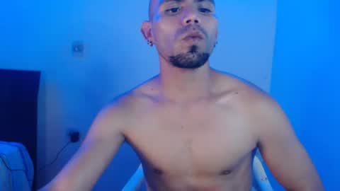 Snapshot of gabrielle_ramirez chatting on January 8, 3:08 am Gabriel online show from January 8, 3:08 am