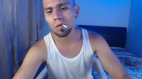 Snapshot of gabrielle_ramirez chatting on January 21, 9:04 pm Gabriel online show from January 21, 9:04 pm