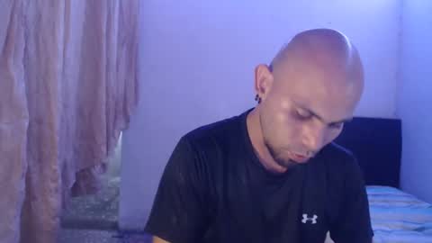 Snapshot of gabrielle_ramirez chatting on February 21, 10:15 pm Gabriel online show from February 21, 10:15 pm