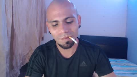 Snapshot of gabrielle_ramirez chatting on February 25, 11:00 pm Gabriel online show from February 25, 11:00 pm