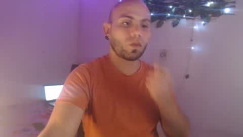 Snapshot of gabrielle_ramirez chatting on October 8, 11:57 pm Gabriel online show from October 8, 11:57 pm