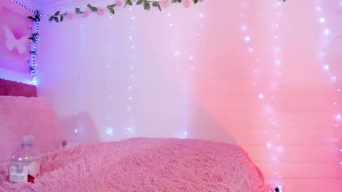   online show from April 4, 5:16 am