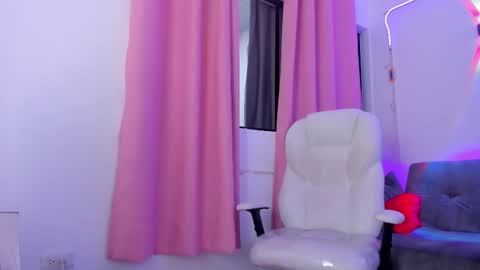 gaby online show from September 25, 1:48 pm