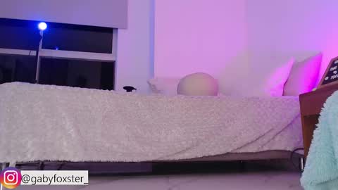 gaby foxster online show from March 25, 1:00 am