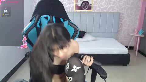 Gaby  online show from December 14, 2:31 pm