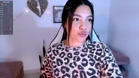 My name is Gabriela.. nice to meet you thumbs up please its very important to me online show from May 6, 7:13 am