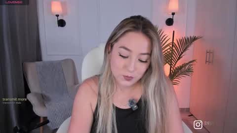 gaby  online show from January 11, 12:15 am