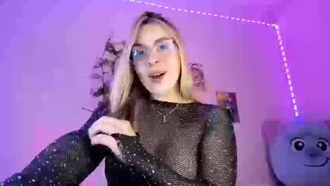 GABRIELA online show from September 17, 12:01 am