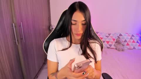 Gabriela online show from November 13, 5:45 pm