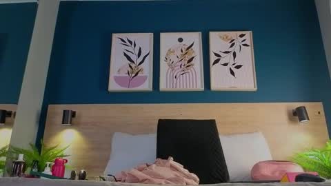 Snapshot of gabypetit chatting on October 29, 8:10 pm Gaby online show from October 29, 8:10 pm