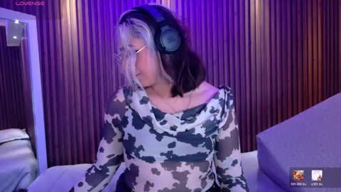 gabyrose9 online show from March 8, 9:51 pm