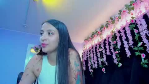 Snapshot of gabyy_cooper chatting on July 10, 1:54 am gabby cooper online show from July 10, 1:54 am