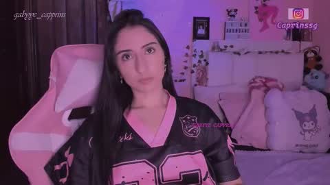 gabyye capprins online show from February 25, 1:37 am