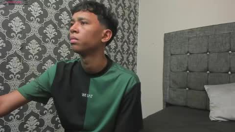 Gael  online show from April 8, 7:14 pm