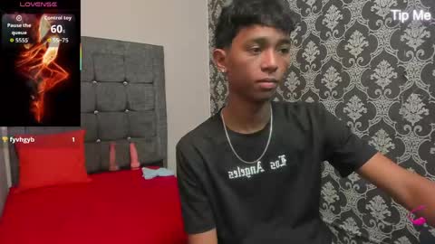 Gael  online show from April 15, 7:21 pm