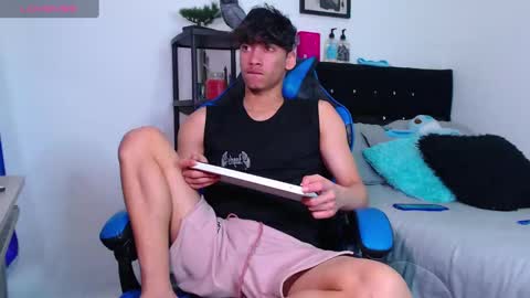 gael_jones online show from October 28, 2:59 am