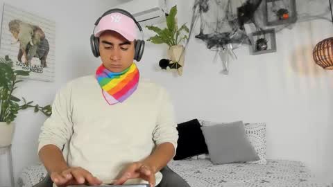 Snapshot of gaelpike chatting on November 6, 11:33 am Gael online show from November 6, 11:33 am