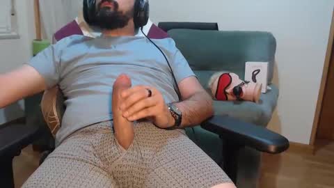 your master online show from June 9, 9:21 am
