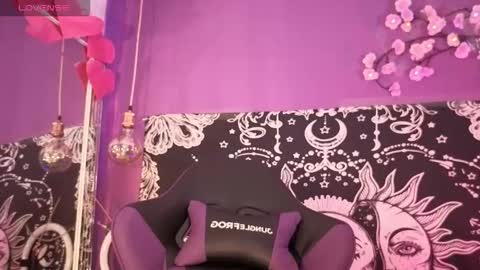 Gaia online show from February 21, 1:45 pm