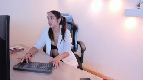 gaia_n_nix online show from April 12, 3:44 am