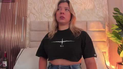 gaia_stonne online show from March 27, 10:59 am