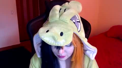 Kate 3 online show from June 19, 9:51 pm