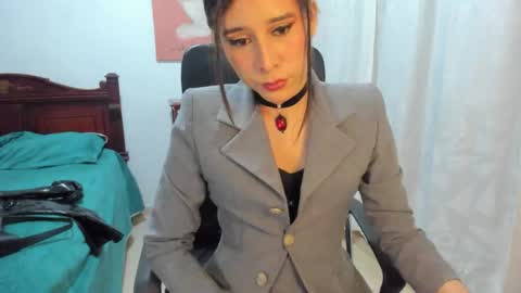 CORAL online show from November 15, 9:50 am