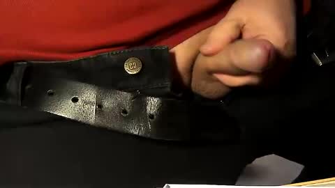 Snapshot of gallimanxxleu chatting on January 8, 11:32 am Stutzen online show from January 8, 11:32 am